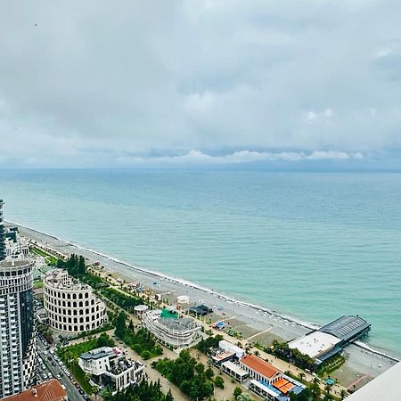 فندق New Orbi باتومي المظهر الخارجي الصورة