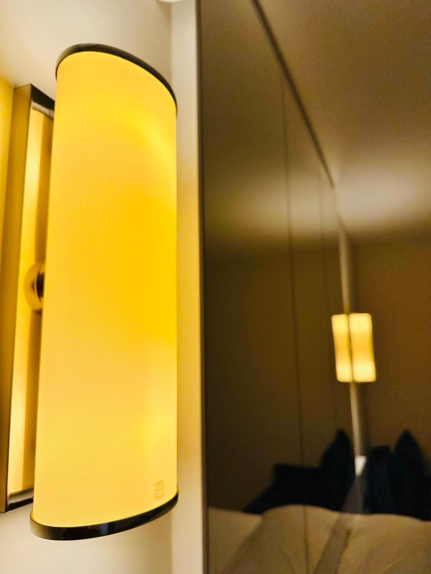 فندق New Orbi باتومي المظهر الخارجي الصورة